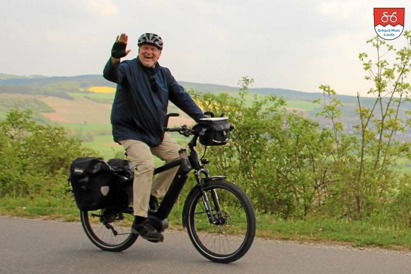 Riese & Müller Charger XXL E-Bike Unser Kunde "Maddin" ist mit seinem Riese & Müller Charger XXL E-Bike im Lieblichen Taubertal unterwegs