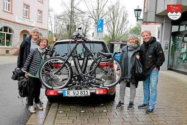 Geteilt passen zwei! Tauber-Rad Elektro-Tandems in einen PKW + 4 Personen!