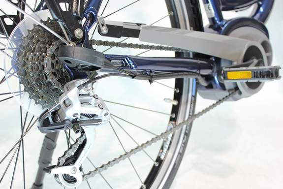 An den Modellen Tauber-Rad Tour und Sport ist die SRAM Dual Drive eine perfekte Kombination mit BOSCH Mittelmotoren An den Modellen Tauber-Rad Tour und Sport ist die SRAM Dual Drive eine perfekte Kombination mit BOSCH Mittelmotoren