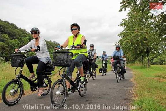 Vitali Elektro-Klapprad Kunden*innen Hunderte Vitali Elektro-Klapprad Kunden*innen sind seit vielen Jahren von ihren Vitalis begeistert und möchten nie mehr darauf verzichten.
