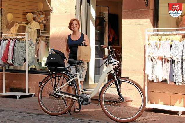 Einkaufen mit einem E-Bike City ist reines Vergnügen! Einkaufen mit einem E-Bike City ist reines Vergnügen!