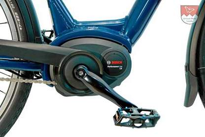 Der BOSCH Performance CX Generation 2 besitzt ein kleines Antriebsritzel, welches elegant mit einem Kettenschutz abgedeckt werden kann. BOSCH Performance line CX Gen.2