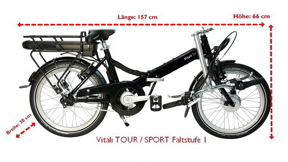 Vitali Elektro-Klapprad Faltmaße TOUR + SPORT Vitali Elektro-Klapprad Faltmaße TOUR + SPORT Faltstufe 1 | Länge: 157 cm | Höhe: 66 cm | Breite: 30 cm Faltstufe 2 | Länge: 82 cm | Höhe: 66 cm | Breite: 38 cm