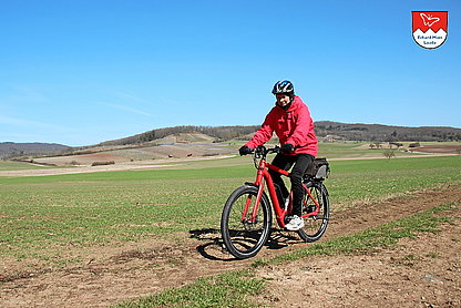 Mit dem E-Bike Tauber-Rad Crossover im Gelände Mit dem E-Bike Tauber-Rad Crossover im Gelände