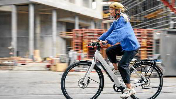 Riese & Müller UBN Six Touring – Test-E-Bike Riese & Müller UBN Six Touring Testbike bei E-Bike Mott in Lauda