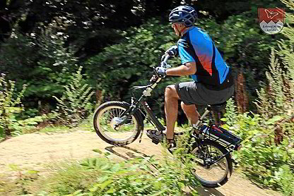 Elektroklapprad Allradantrieb Mit Vitali Elektroklapprad Allradantrieb können Sie im Gelände fahren!
