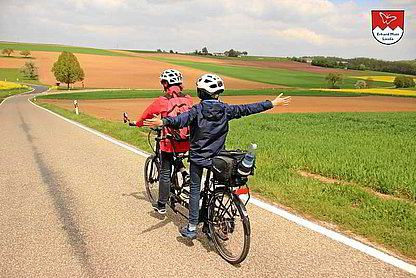 Tauber-Rad E-Tandem Freiheit Erleben auch Sie die Freiheit auf einem Tauber-Rad E-Tandem!