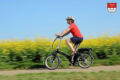 E-Bike Faltrad Vitali SPORT Mit dem E-Bike Faltrad Vitali SPORT erreichen Sie bei leichten Gefällstrecken mühelos Geschwindigkeiten über 40 km/h