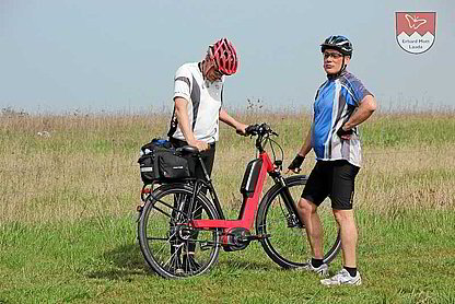 Riese und Müller Nevo Test Im Jahr 2016 testen Günter & Hubert kritisch ein Riese und Müller Nevo. Seitdem hat Günter auf seinem Nevo viele tausend Kilometer zurückgelegt und ist damit sehr zufrieden!