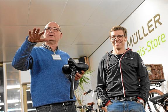 Die zwei E-Bike Experten Erhard Mott & Heiko Müller Die zwei E-Bike Experten Erhard Mott & Heiko Müller