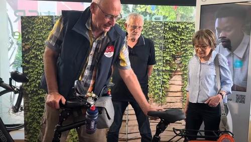 Kundeninterview E-Bike Tandem Tauber-Rad Rohloff teilbar Kundeninterview E-Bike Tandem Tauber-Rad Rohloff teilbar
