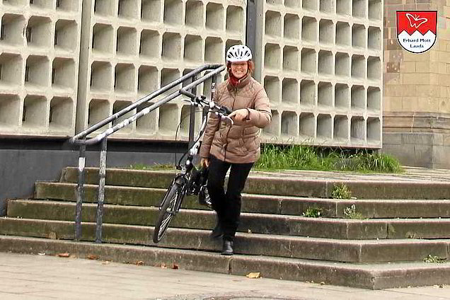 E-Bike Faltrad tragen geht leicht E-Bike Faltrad tragen geht leicht