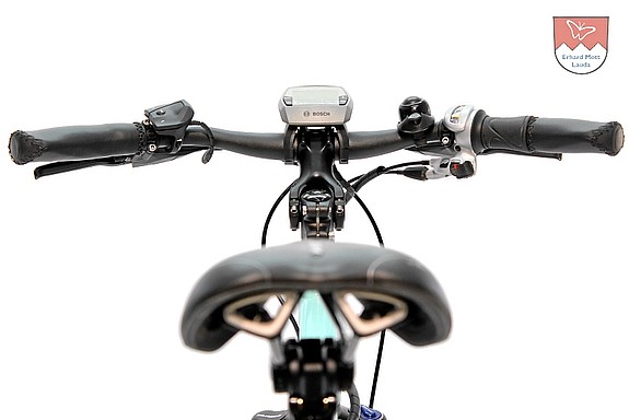 Unsere Ergogriffe aus Leder passen perfekt zu den Sram Dualdrive Schaltdrehgriffen Unsere Ergogriffe aus Leder passen perfekt zu den Sram Dualdrive Schaltdrehgriffen